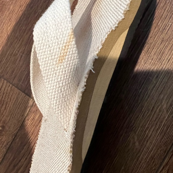 Rainbow Single Layer Hemp with Arch Support and 1" Strap - Picture 2 of 3